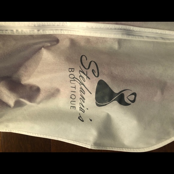 BRAND NEW PROM DRESS - Picture 4 of 7